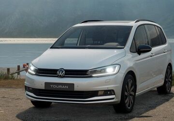 VW Touran 2.650 km 46.990 &euro; Hamburg 21029