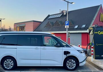 VW T7 California 32.000 km 64.500 &euro; Hamburg/Oststeinbek 22113