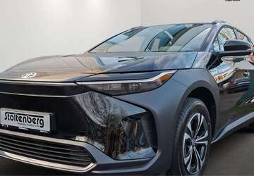Toyota bZ4X 7.001 km 32.980 &euro; Hamburg 22399