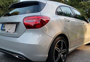 Mercedes-Benz A 180 41.300 km 16.950 &euro; Hamburg 22177