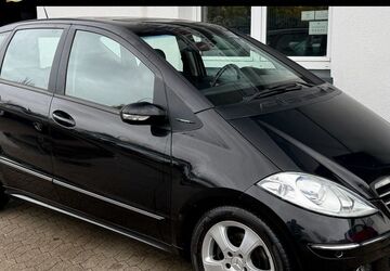 Mercedes-Benz A 150 136.000 km 4.970 &euro; Hamburg 20537