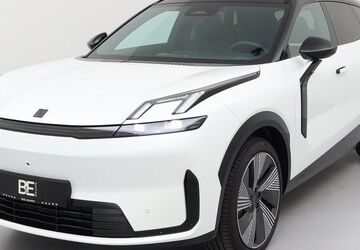 Lynk & Co 08 3.500 km 46.950 &euro; Norderstedt 22848