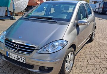 Mercedes-Benz A 170 107.000 km 6.550 &euro; Hamburg 22419