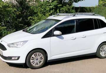 Ford Grand C-Max 87.800 km 10.750 &euro; Hamburg, Freie und Hansestadt 22143