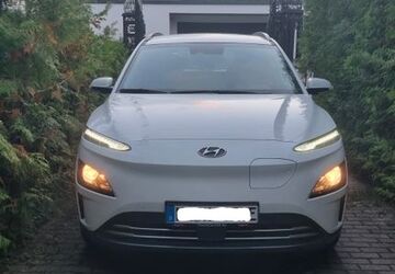 Hyundai KONA Elektro 34.550 km 19.690 &euro; Hamburg 22399