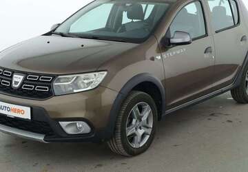 Dacia Sandero 17.599 km 10.750 &euro; Hamburg 22529