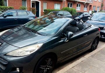 Peugeot 207 124.000 km 3.995 &euro; Hamburg 20535