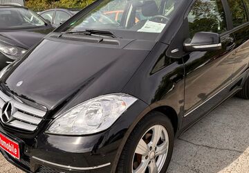 Mercedes-Benz A 180 92.600 km 6.450 &euro; Hamburg 21079