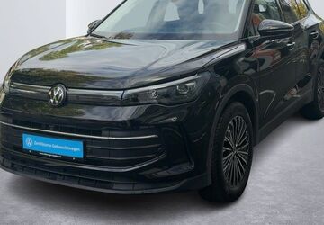 VW Tiguan 19.375 km 33.450 &euro; Hamburg 22111