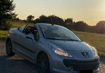 Peugeot 207 91.000 km 4.650 &euro; Hamburg 22453