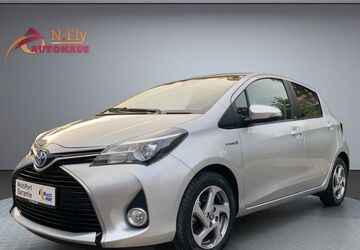 Toyota Yaris 19.800 km 13.490 &euro; Hamburg - 1 Min. vom Hamburg Airport 22415