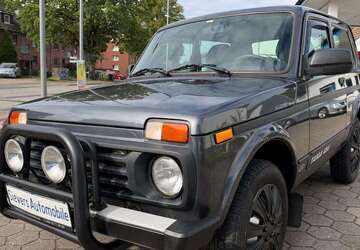 Lada Niva 55.553 km 11.990 &euro; Norderstedt 22846