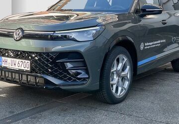 VW Tiguan 1.890 km 48.780 &euro; Hamburg 22303