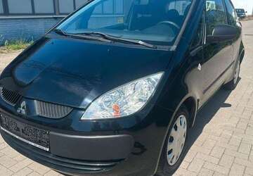 Mitsubishi Colt 99.000 km 2.750 &euro; Hamburg 22045