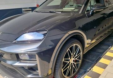 Porsche Macan 67.546 km 89.990 &euro; Hamburg 22047