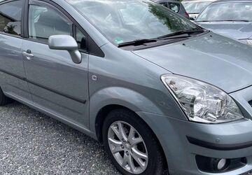 Toyota Verso 159.500 km 5.490 &euro; Hamburg 21073