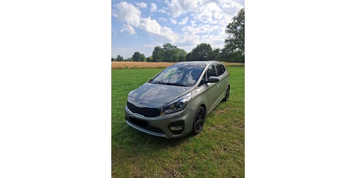 Kia Carens 116.633 km 12.300 &euro; Barsbuettel 22885