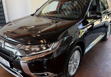 Mitsubishi Outlander 57.653 km 22.900 &euro; Hamburg-Neugraben 21149