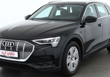 Audi e-tron 46.243 km 28.990 &euro; Hamburg 22761