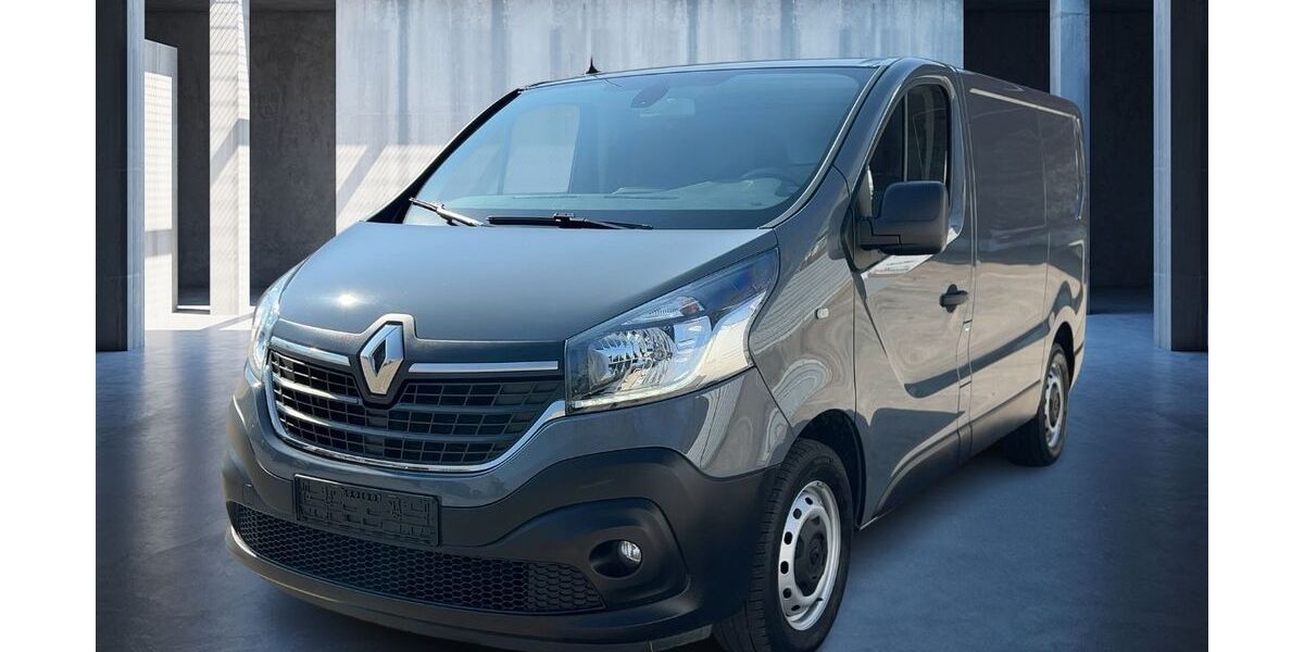 Renault Trafic 74.967 km 20.990 &euro; Hamburg 20537