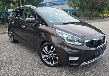 Kia Carens 220.000 km 7.599 &euro; HENSTEDT ULZBURG 24558