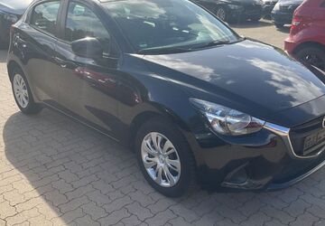 Mazda 2 64.346 km 7.990 &euro; Hamburg 21107