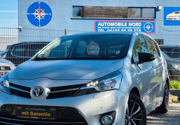 Toyota Verso 50.000 km 14.990 &euro; Henstedt Ulzburg 24558