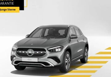 Mercedes-Benz GLA 200 13.676 km 36.890 &euro; Hamburg-Elbe 22609