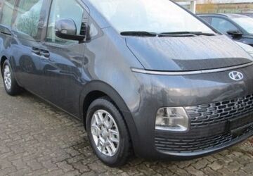 Hyundai STARIA 28.000 km 33.900 &euro; Hamburg 22525