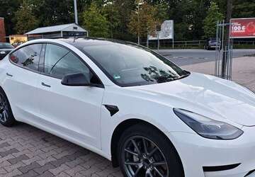 Tesla Model 3 79.000 km 27.000 &euro; Norderstedt 22844