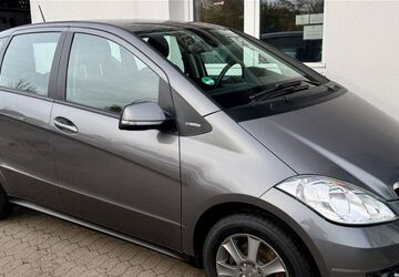 Mercedes-Benz A 160 119.990 km 6.470 &euro; Hamburg 20537