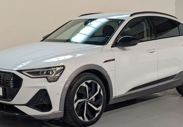 Audi e-tron 41.790 km 34.975 &euro; Ellerhoop bei Hamburg 25373