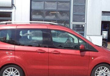 Ford Tourneo Courier 93.064 km 9.880 &euro; Henstedt-Ulzburg 24558