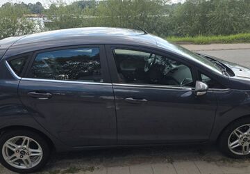Ford Fiesta 136.522 km 4.650 &euro; hamburg 22115