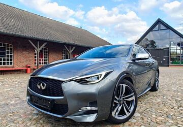 INFINITI Q30 118.000 km 15.999 &euro; Norderstedt 22844