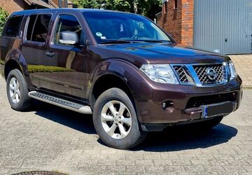 Nissan Pathfinder 161.000 km 15.500 &euro; Norderstedt 22848