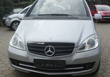 Mercedes-Benz A 180 80.250 km 8.600 &euro; Hamburg 22143